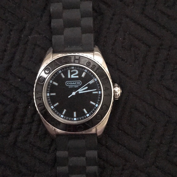 Coach women's watch - Picture 2 of 4